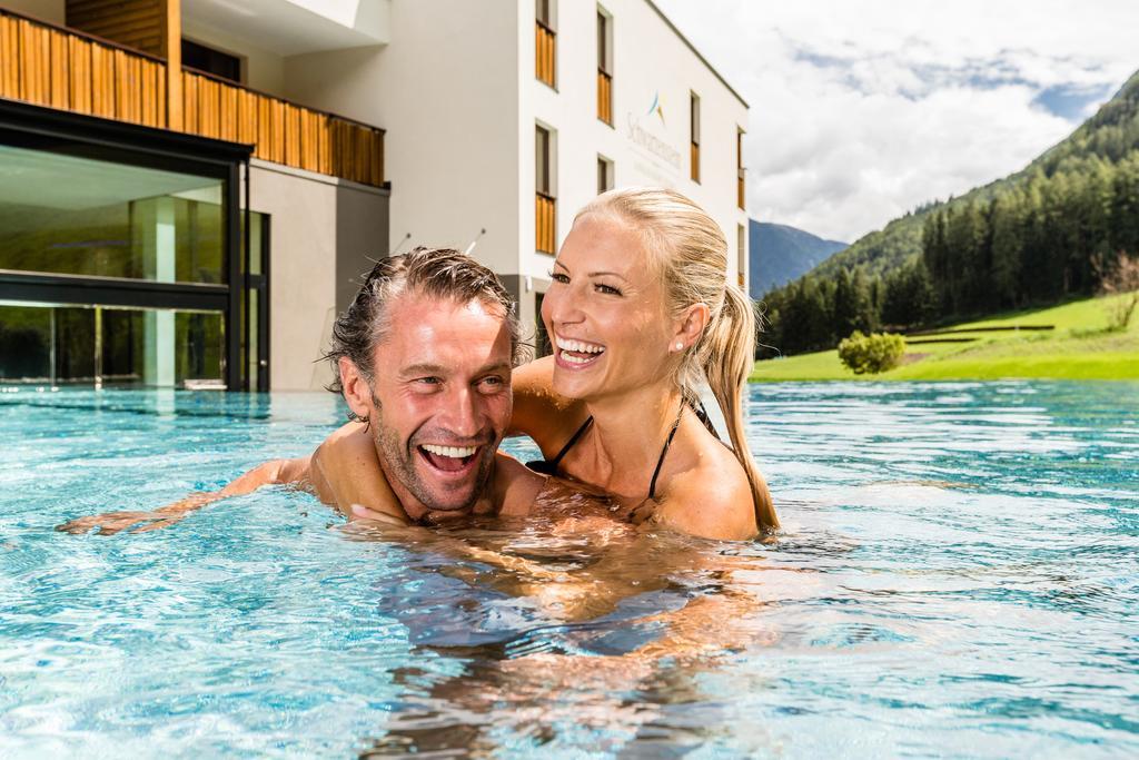 Alpine Luxury Spa Resort Schwarzenstein Lutago Esterno foto