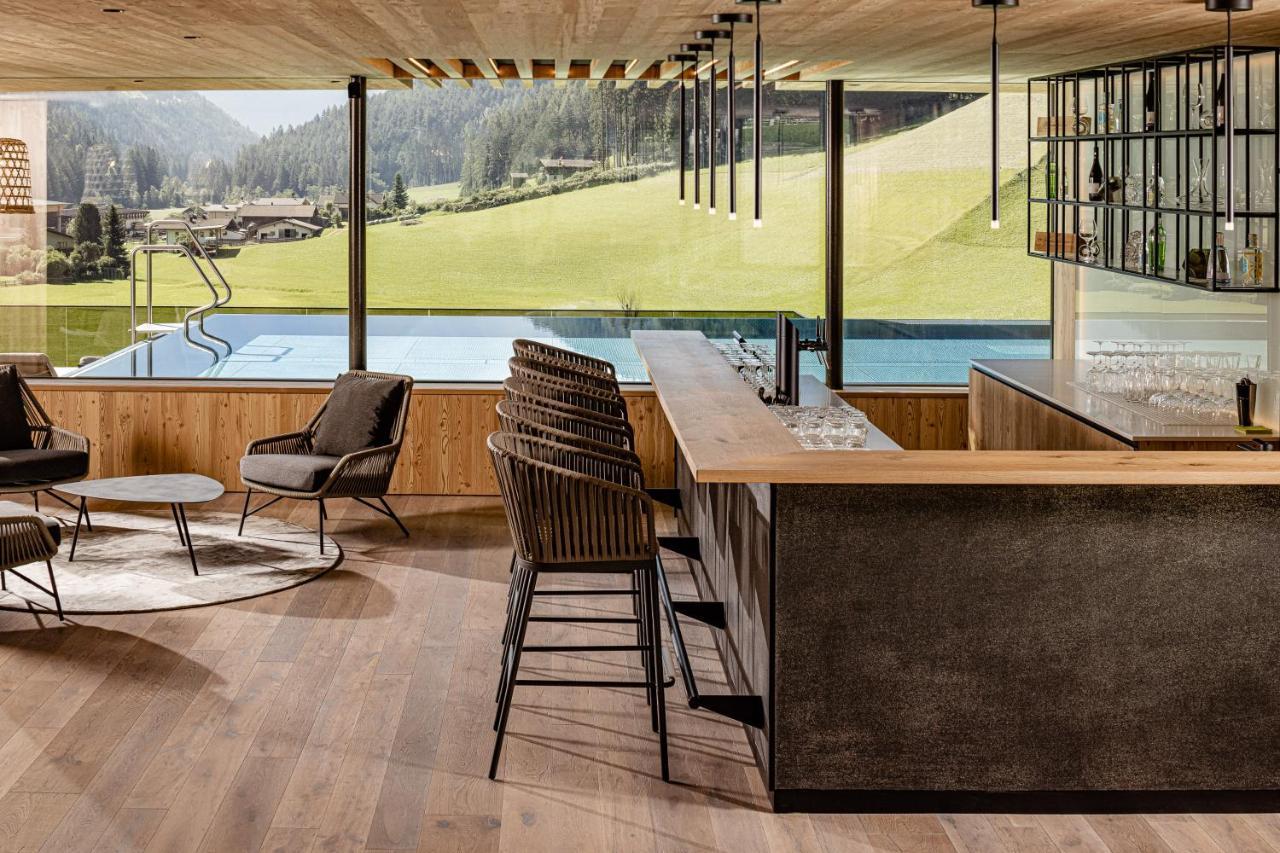 Alpine Luxury Spa Resort Schwarzenstein Lutago Esterno foto