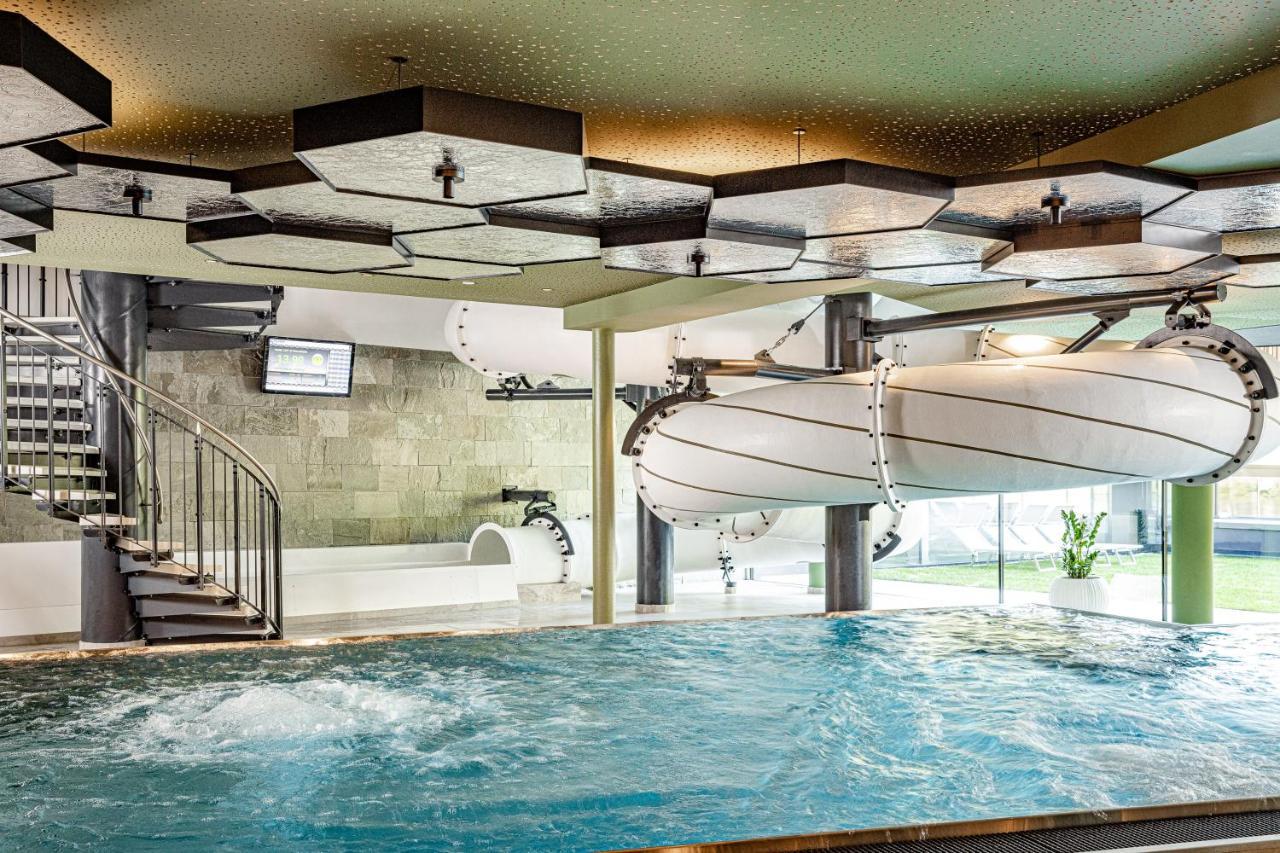 Alpine Luxury Spa Resort Schwarzenstein Lutago Esterno foto